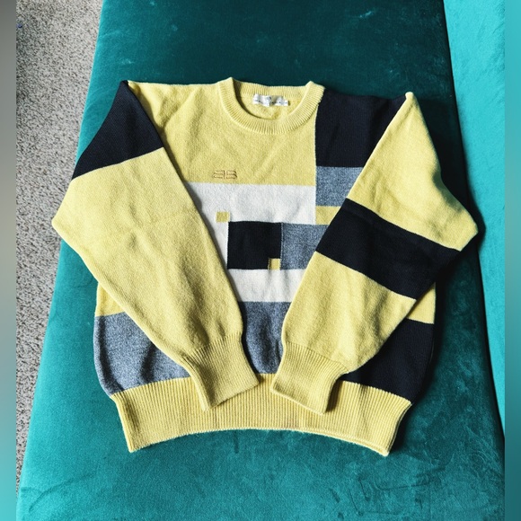 Authentic Balenciaga Wool Sweater - Picture 8 of 16